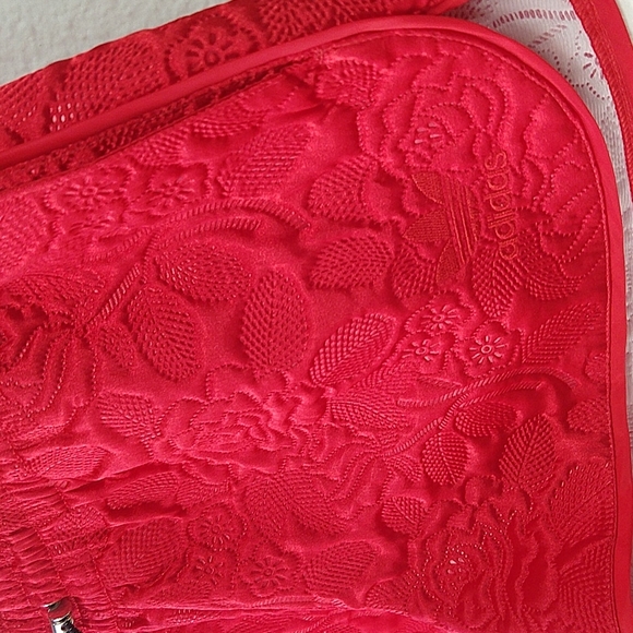 Adidas Quilted Rose Red Young Wild & Free Shorts M HTF - Picture 6 of 12